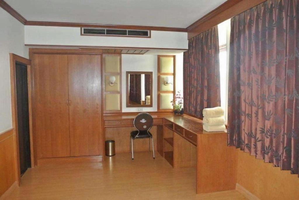 Supak Hotel Каласин Экстерьер фото